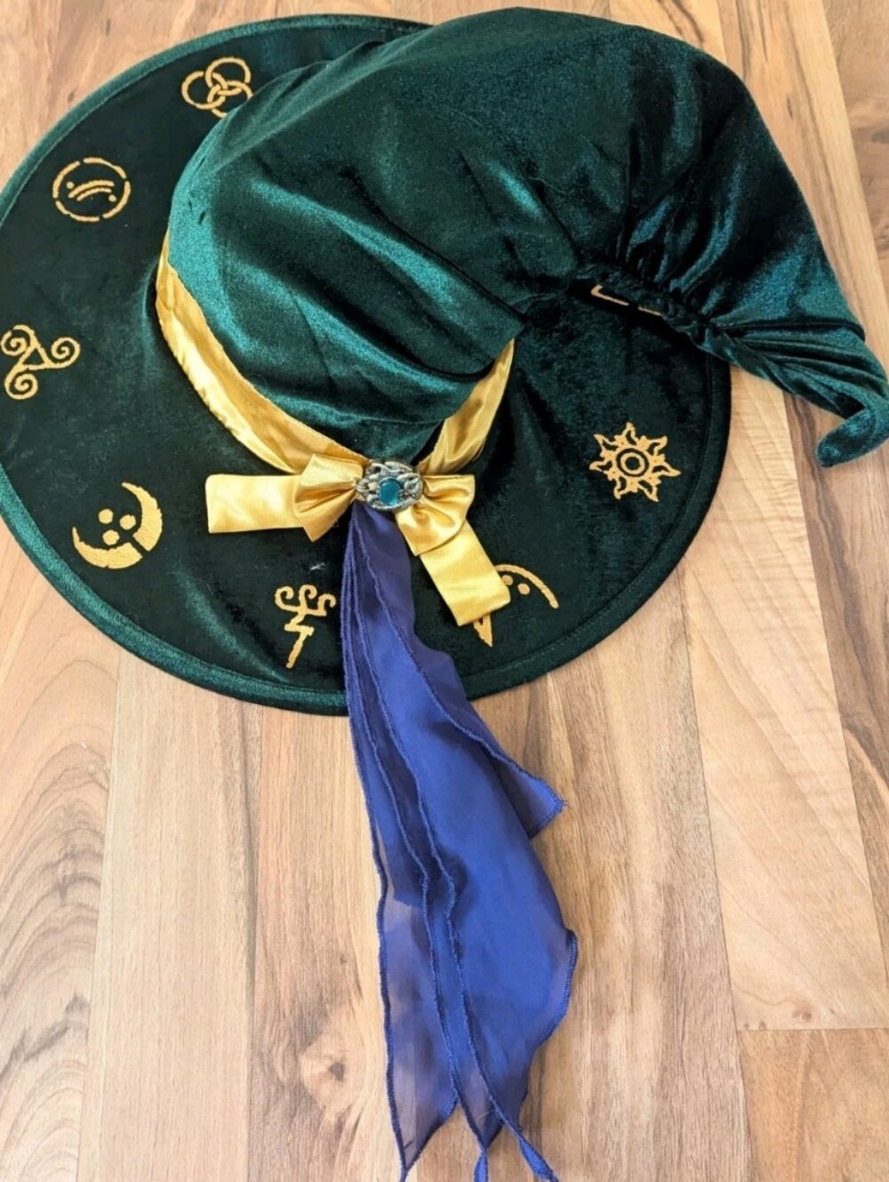 Disney Hocus Pocus Adult Winifred Sanderson Sister Halloween Costume Witch Hat